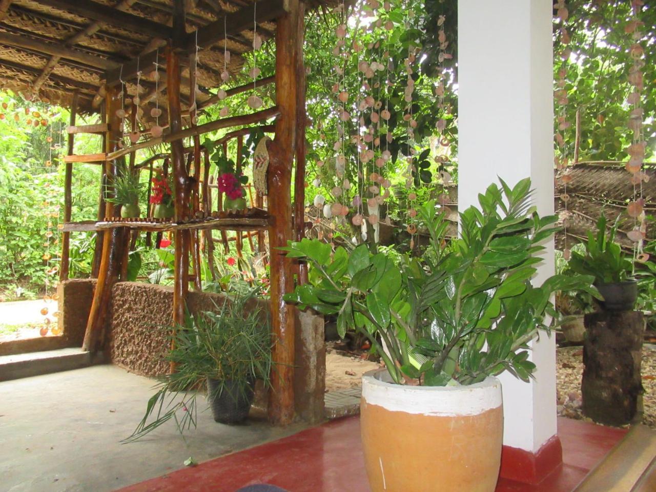 Timasha Home Stay Tangalle Exterior photo